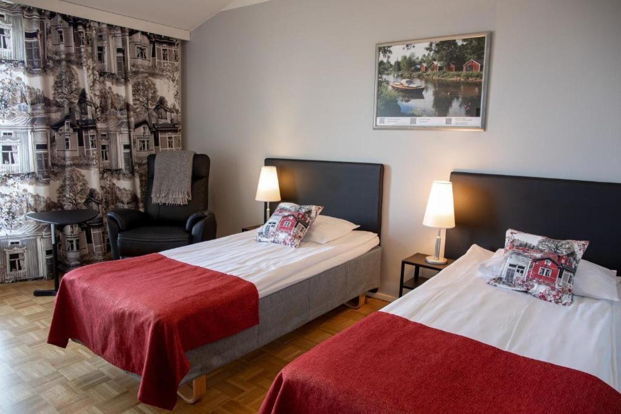 Hotel Kokkola エクステリア 写真
